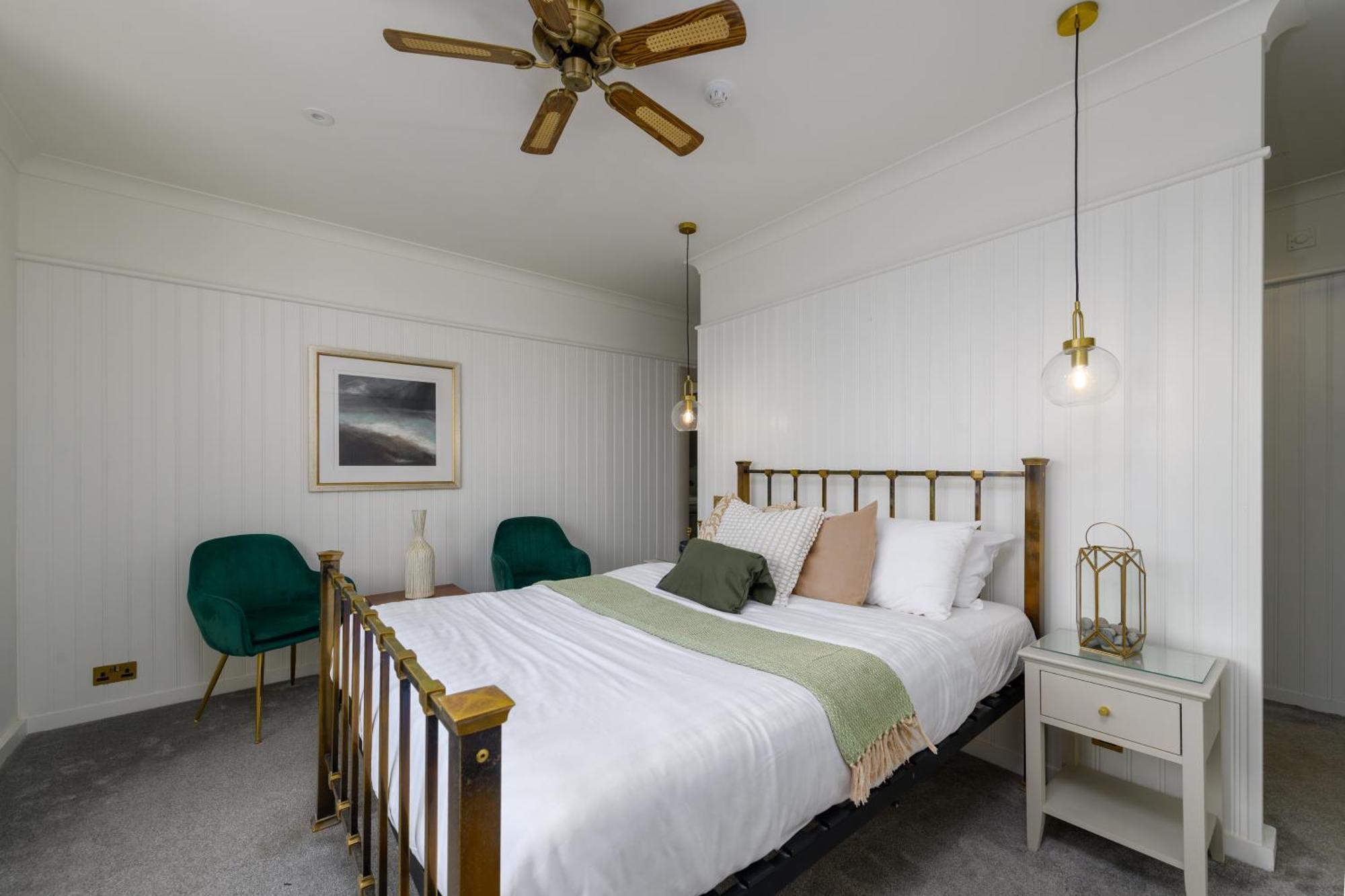 Holm House - Luxury Seaside Retreat 4*