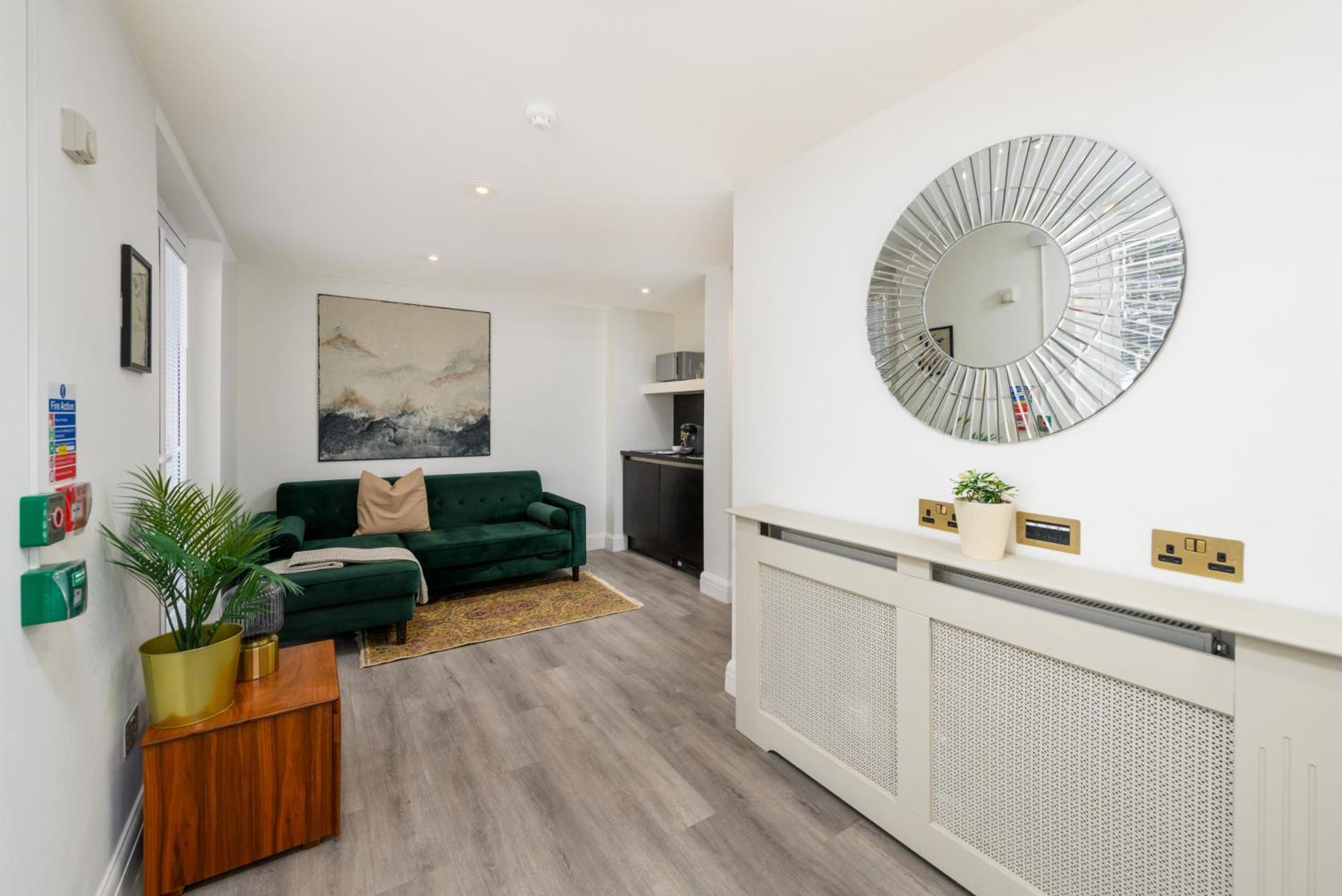 Hotel Holm House - Luxury Seaside Retreat