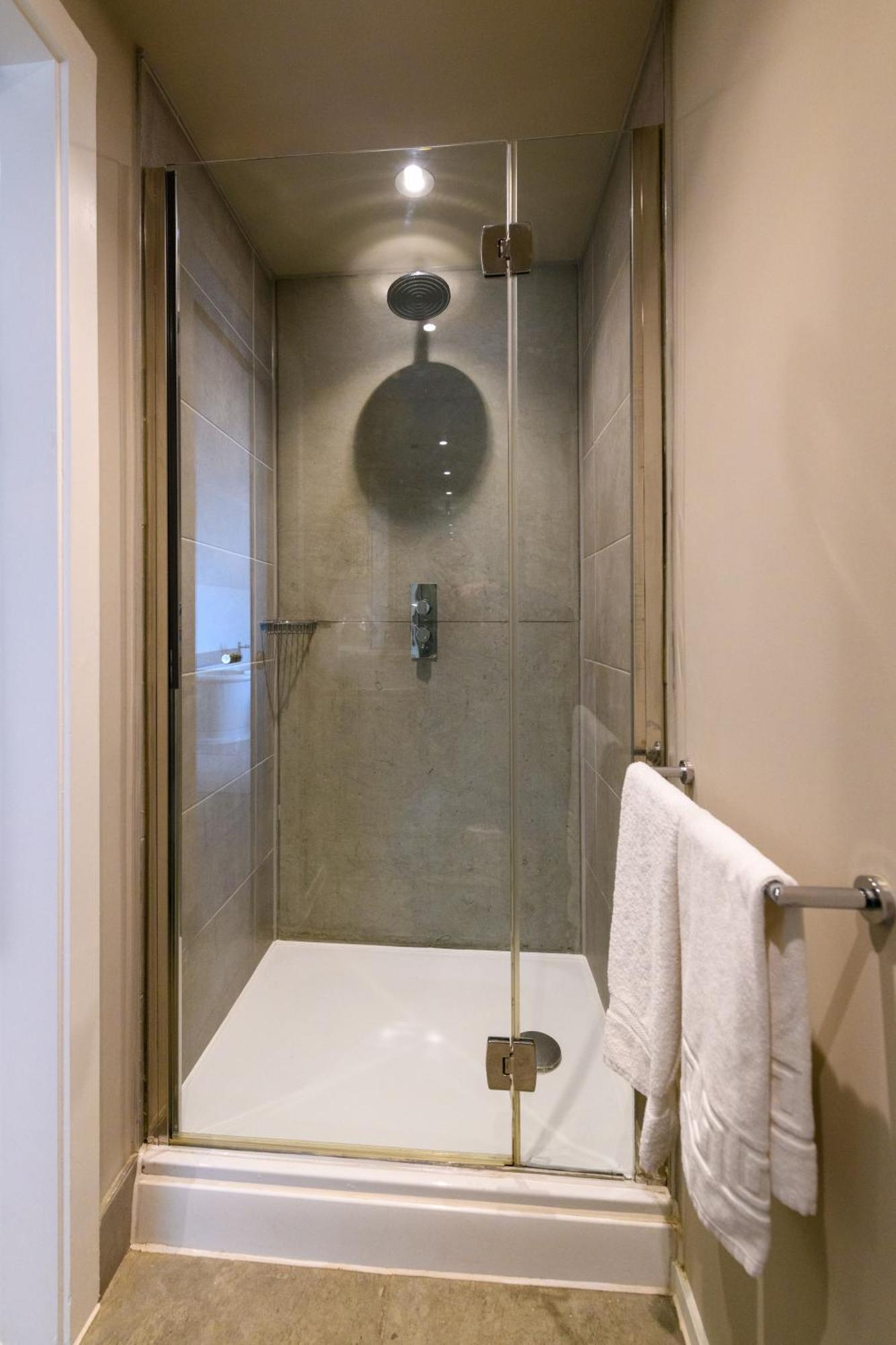 Hotel Holm House - Luxury Seaside Retreat