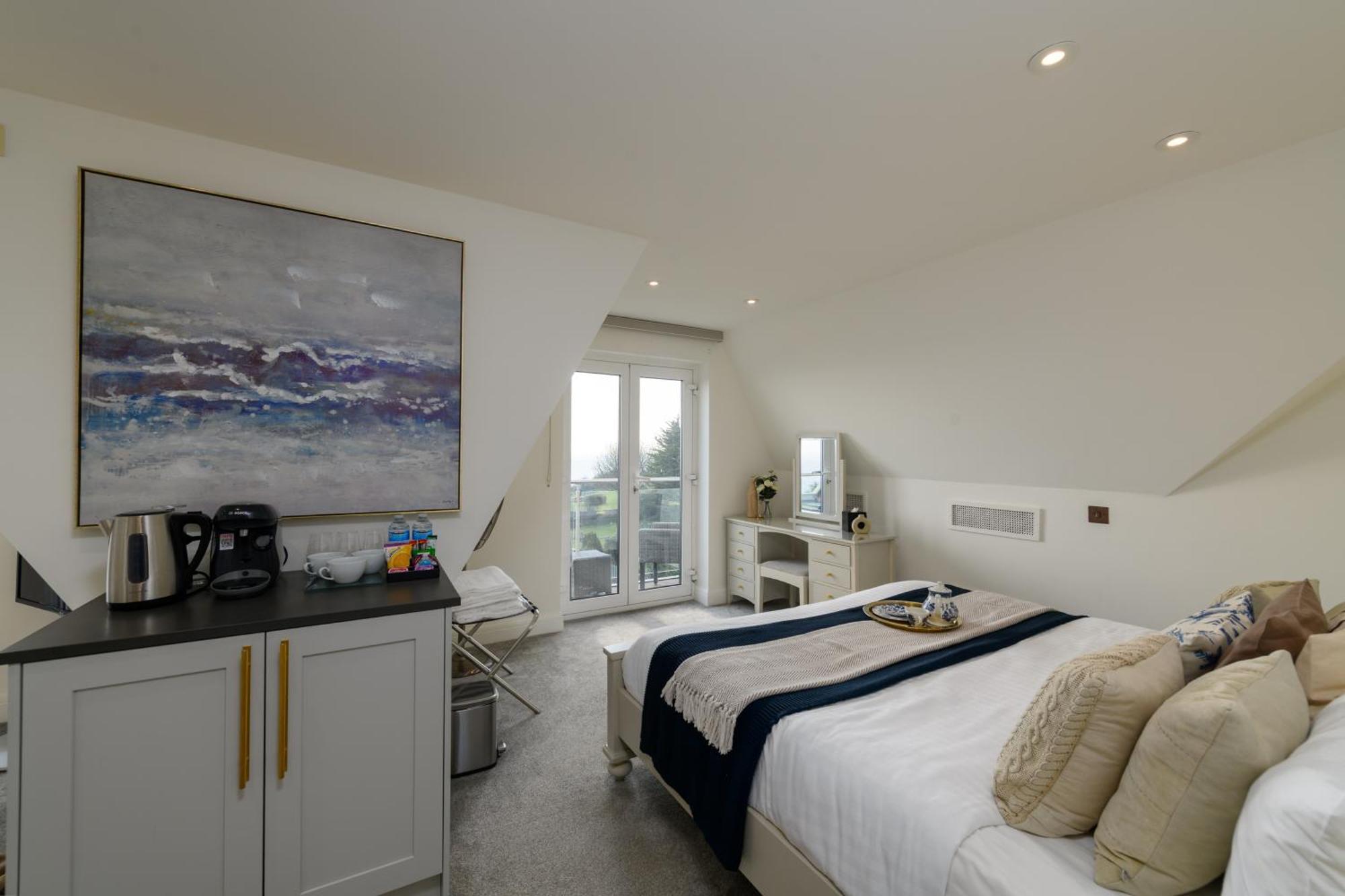 Holm House - Luxury Seaside Retreat Hotel 4*